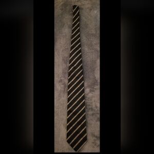 DOLCE & GABBANA Men's 100% Silk Necktie LUXURY Black Gray Striped